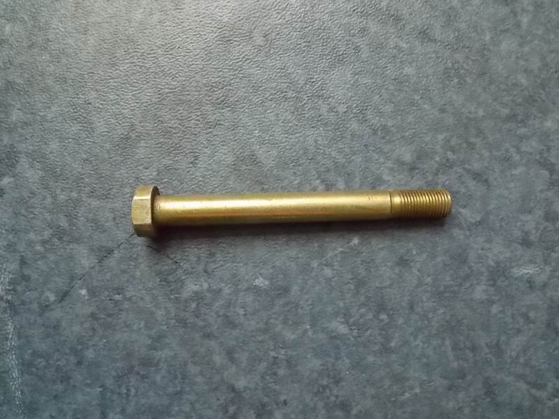 Center bolt