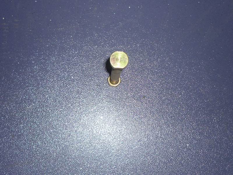 Center bolt nut-1