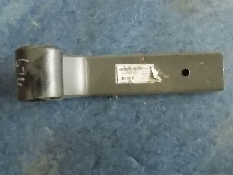 Front steel leaf spring bracket