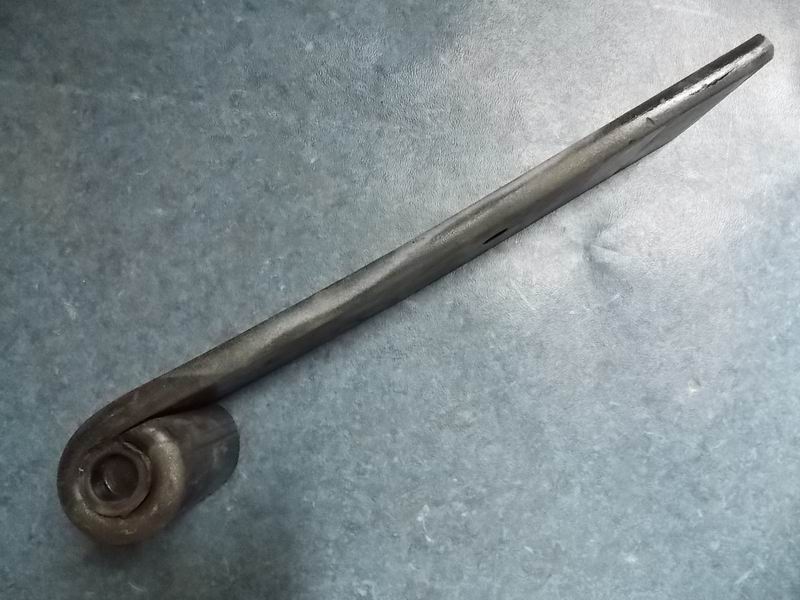 The tenth piece of front steel spring