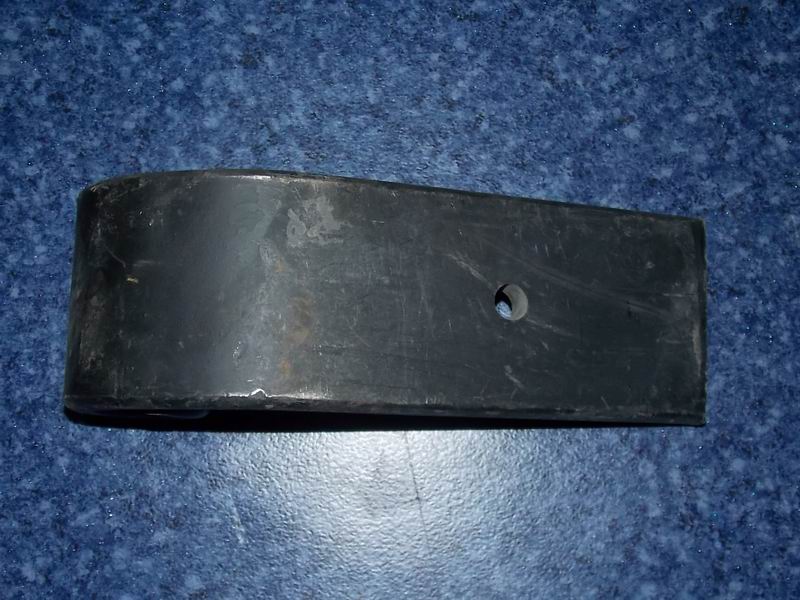 Нижний кронштейн амортизатора-1