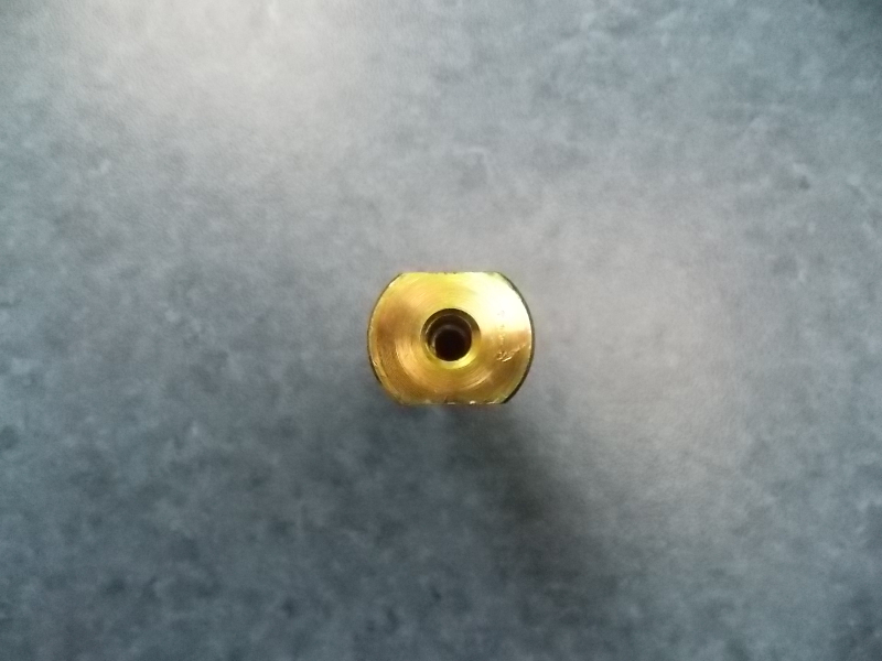 Front steel leaf spring hoist pin