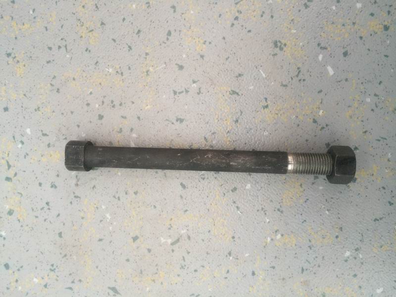 Center bolt; length 165mm