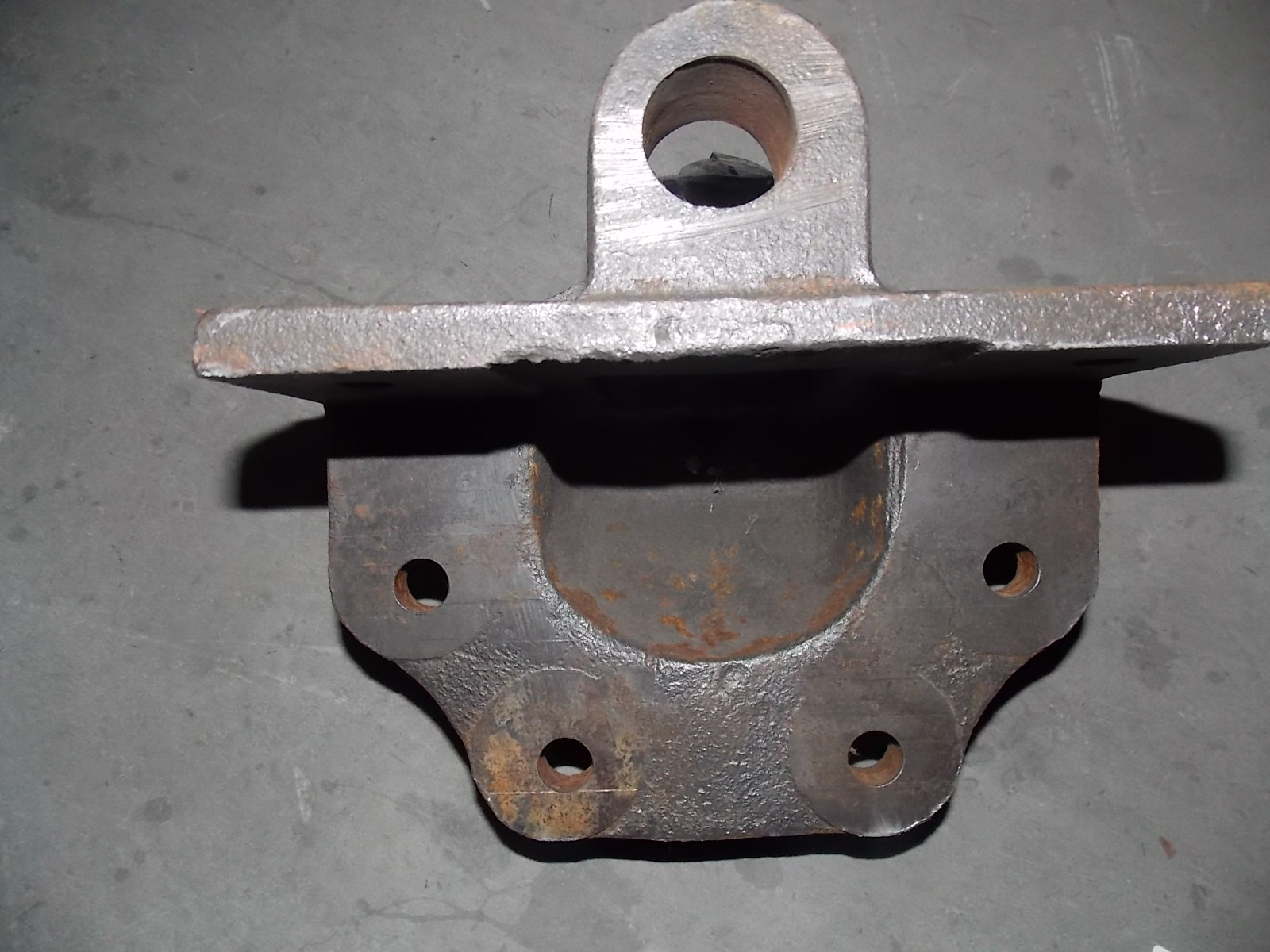 Front bow and rear bracket