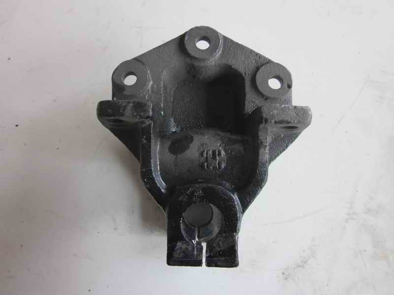 Fixed end bracket-front suspension-2
