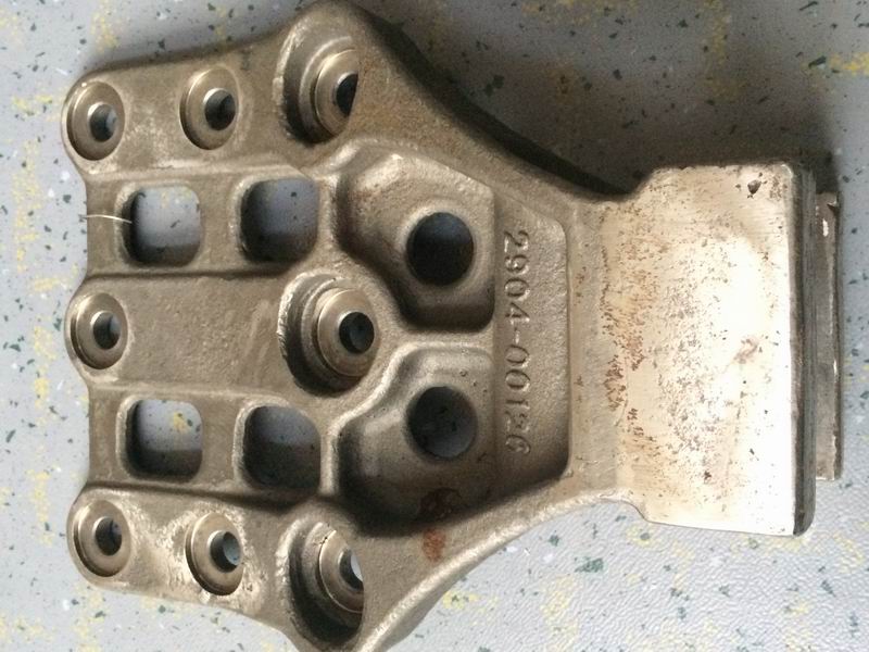 Кронштейн направляющего рычага; без краски