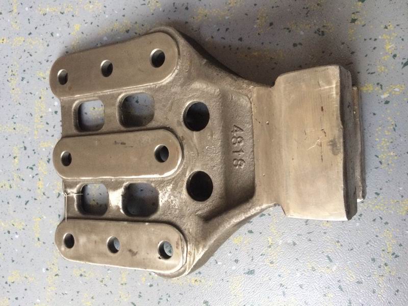 Кронштейн направляющего рычага; без краски-1