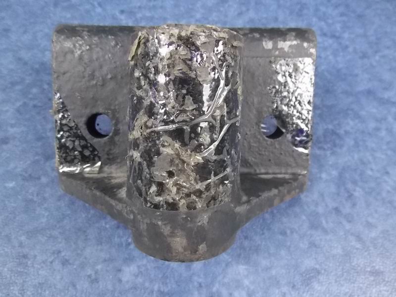 D Front shock absorber upper bracket