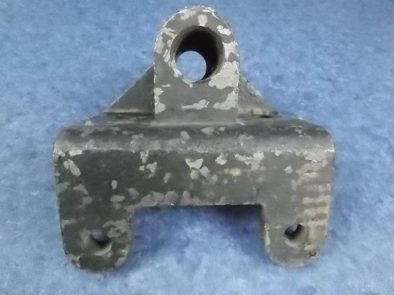 D Front shock absorber upper bracket-1