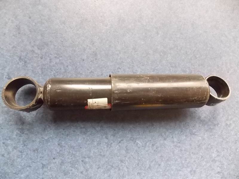 Front shock absorber assembly