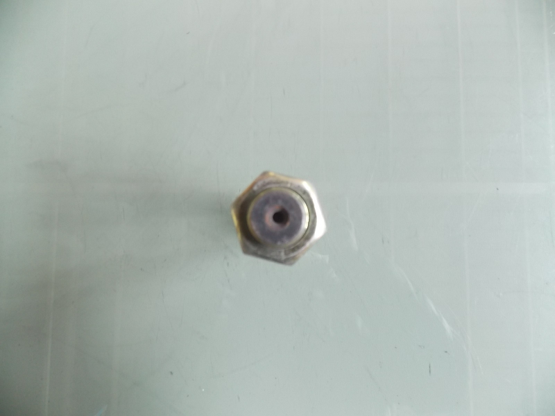 D Front shock absorber upper pin and nut-2