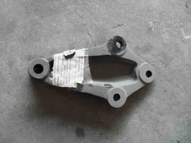 Front shock absorber upper bracket-1