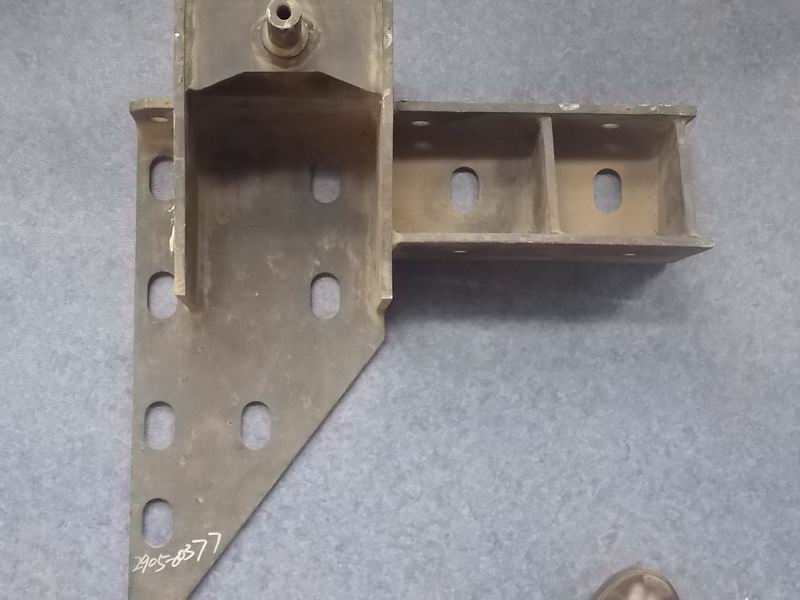 Front shock absorber upper right bracket (process 20)