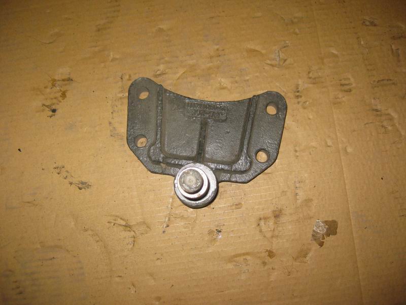 Front shock absorber upper bracket