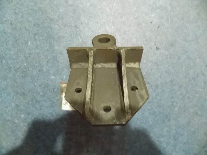 Верхний кронштейн амортизатора (передний) (без покраски)-1