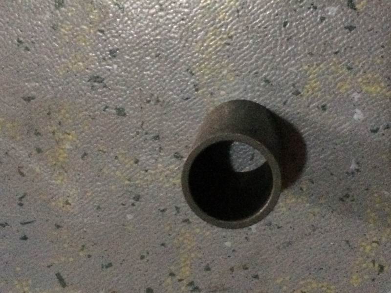 Втулка амортизатора-1