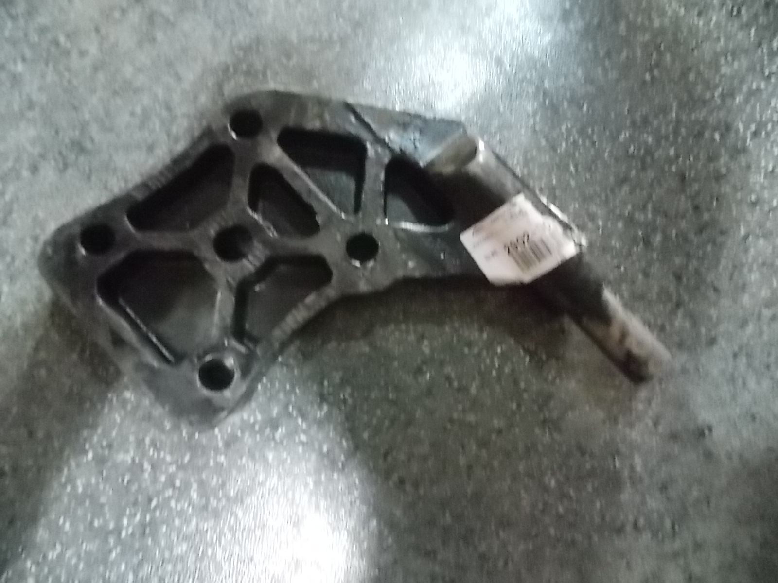 Front shock absorber lower bracket (right)-1