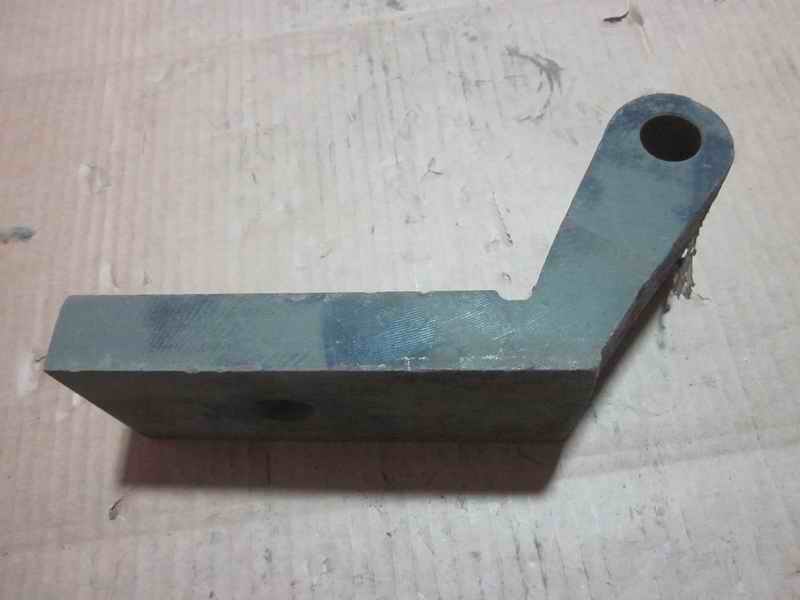 Front stabilizer lower bracket-1