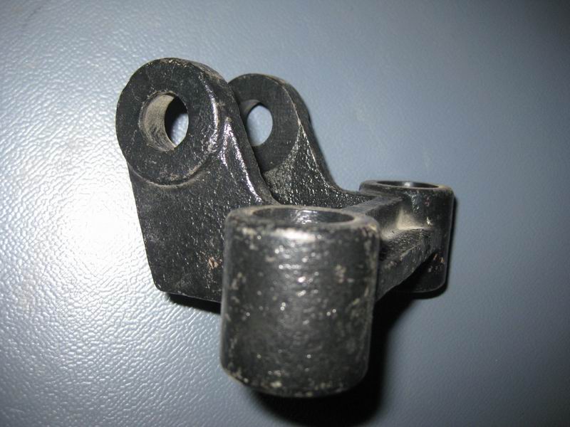 Front stabilizer bracket-3