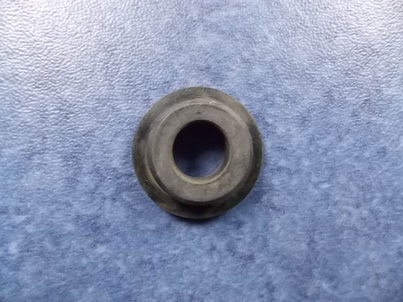 Резиновая подушка штанги горизонтального стабилизатора Маленькая универсальная-1