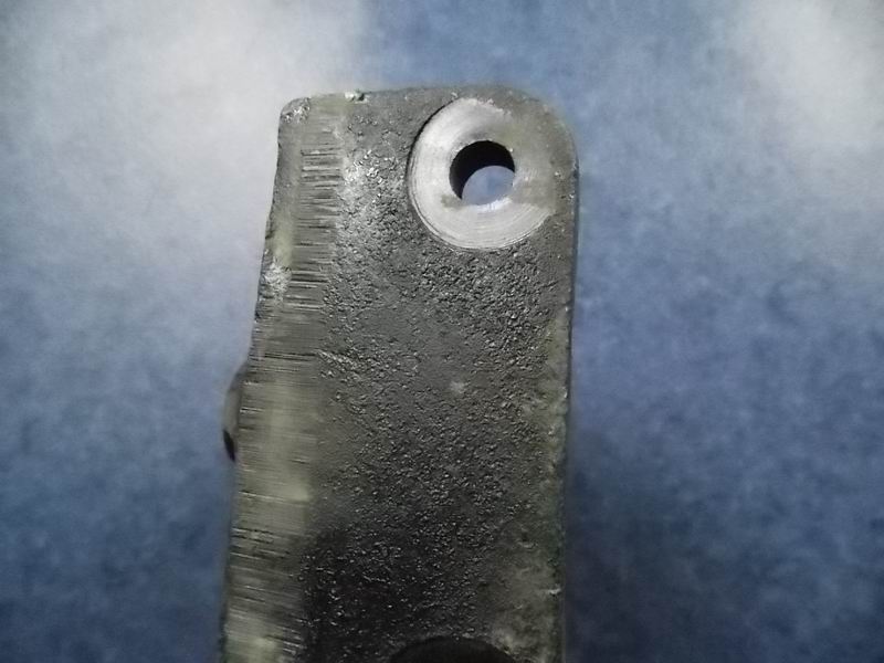 Верхний кронштейн стрелы-3