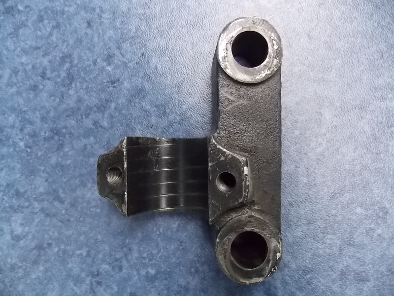 Stabilizing rod lower left bracket-1