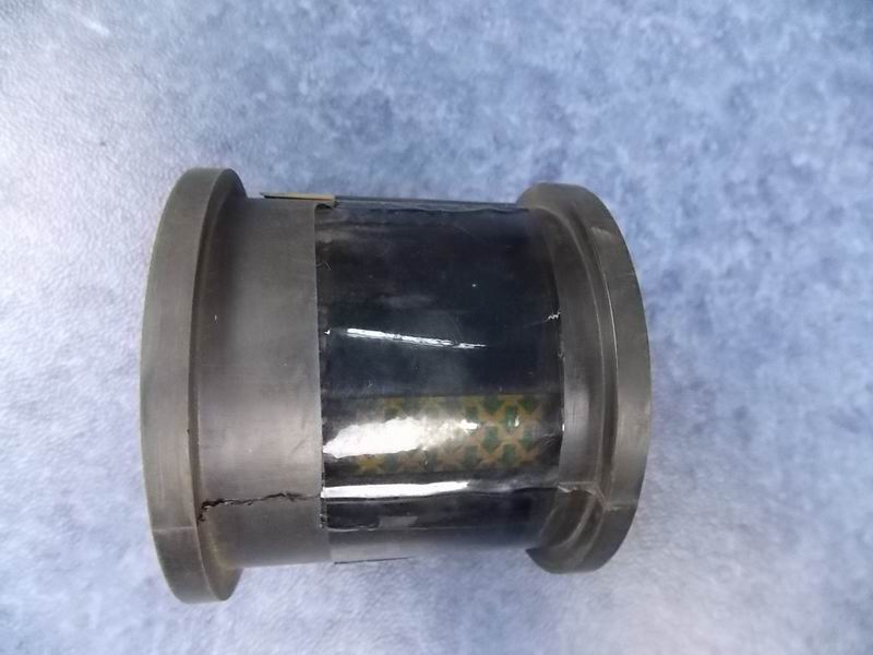 D Front transverse stabilizer bushing-1