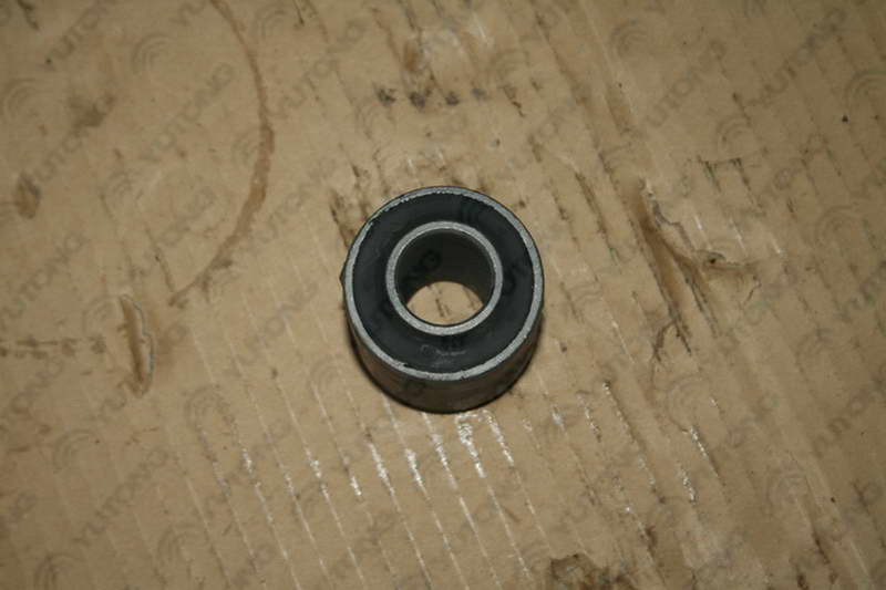 Втулка поперечной стабилизирующей тяги на обоих концах Железо 6100CR