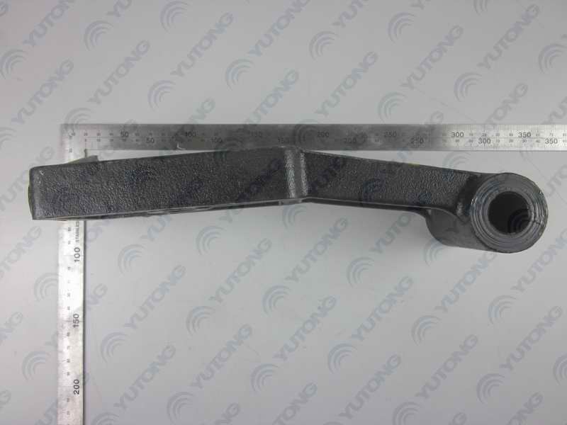 D Front stabilizer lower bracket-2