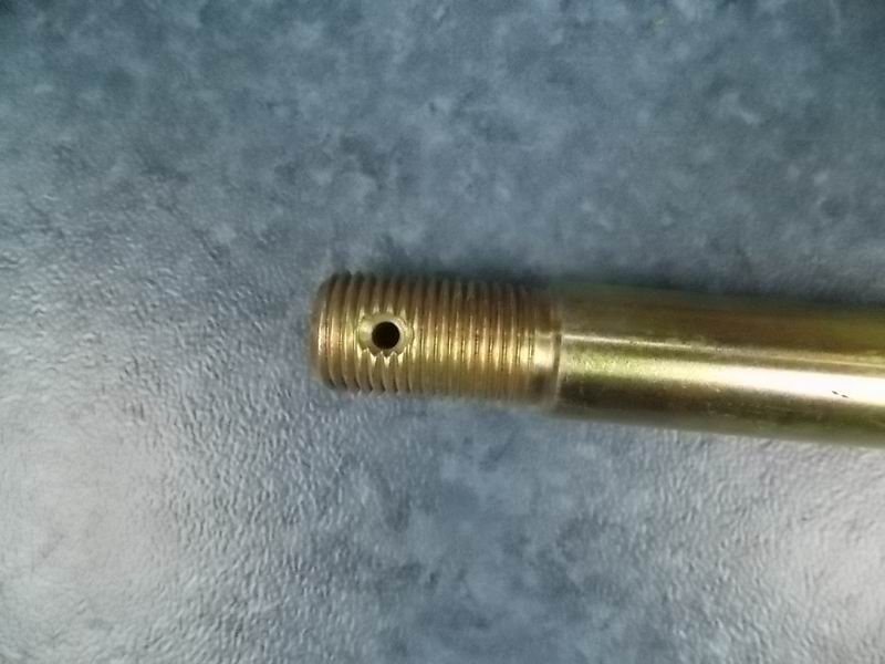 D Front stabilizer lower pin-1