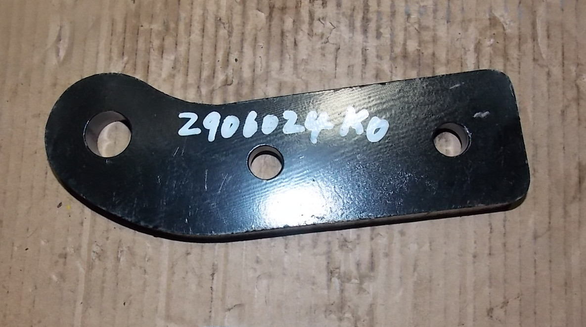 Front stabilizer lower bracket-right