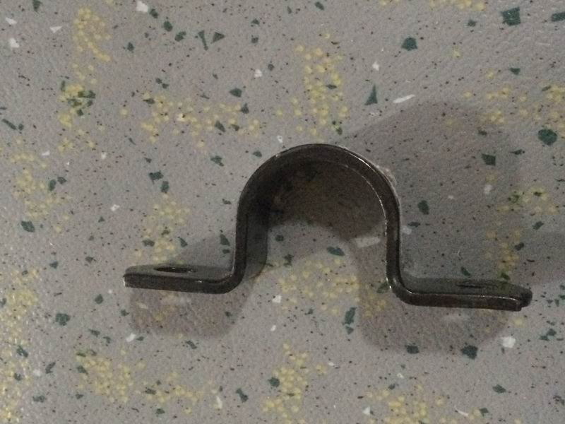 Посадочное место подшипника тяги стабилизатора, резиновая втулка