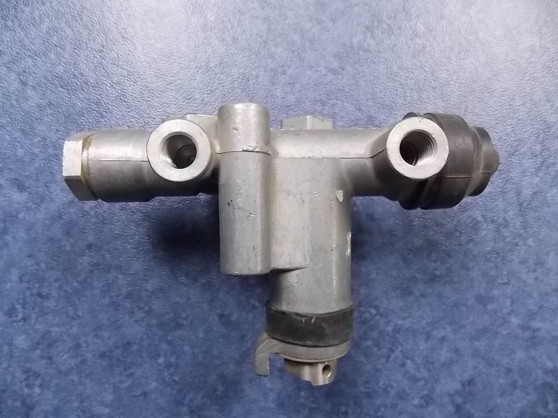 D Клапан высоты (KNORR, с электроуправлением подъема)