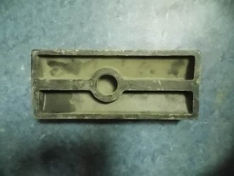 Leaf spring cover plate-1