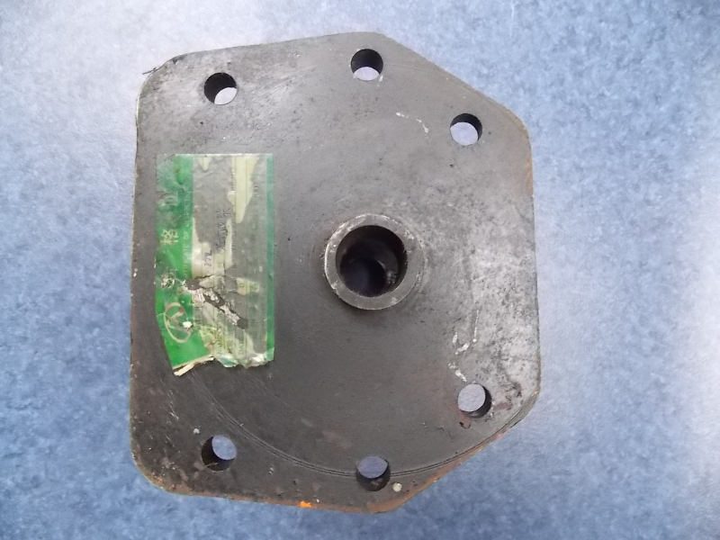 D Front leaf spring bracket