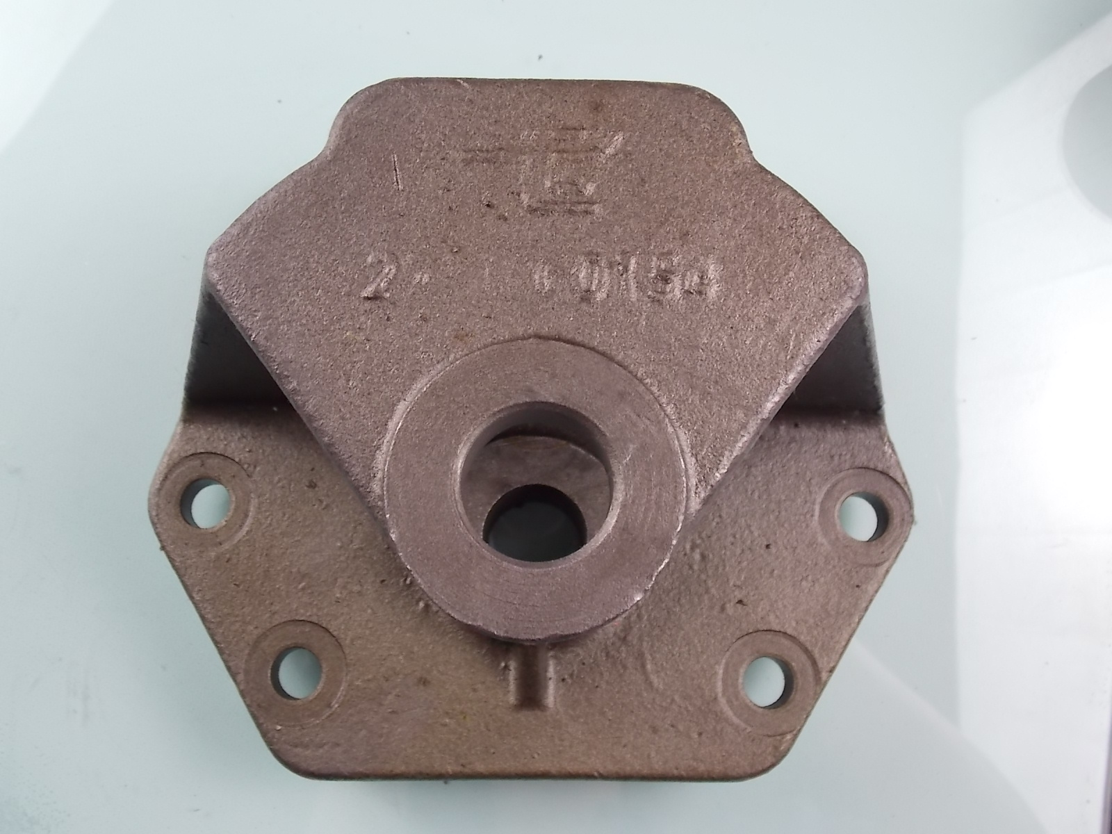 D Rear bracket (front 20) Φ30-100; without paint-1