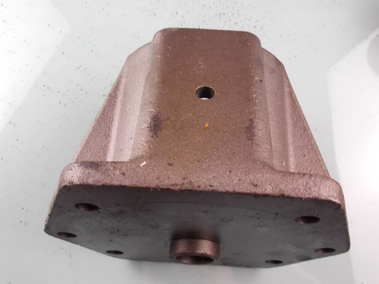 D Rear bracket (front 20) Φ30-100; without paint-3