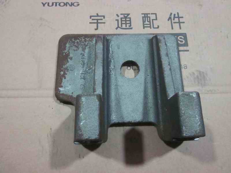 Thrust rod bracket, casting (right), 130-Φ19
