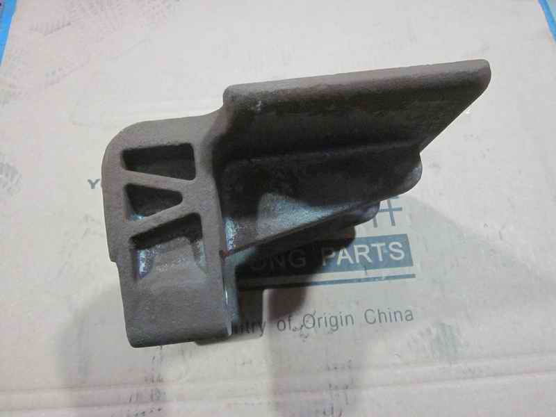 Thrust rod bracket, casting (right), 130-Φ19-1