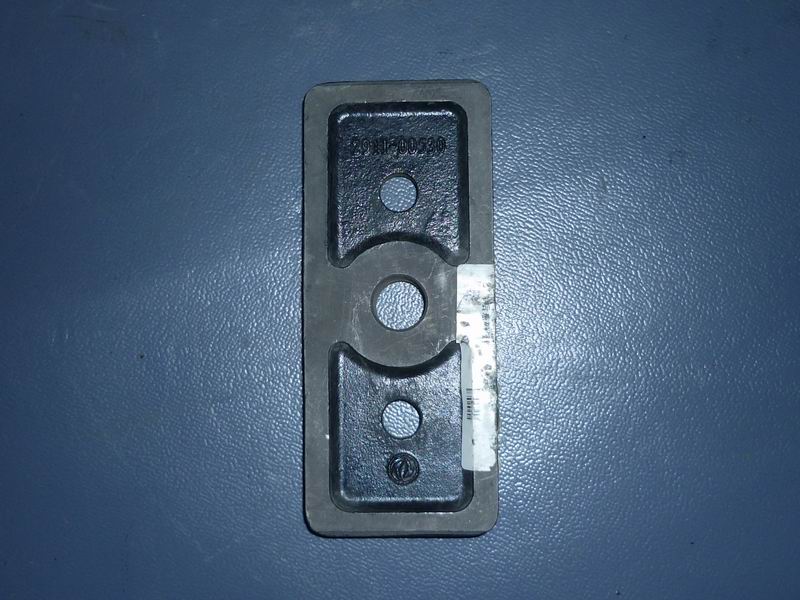 D Rear suspension plate underspring