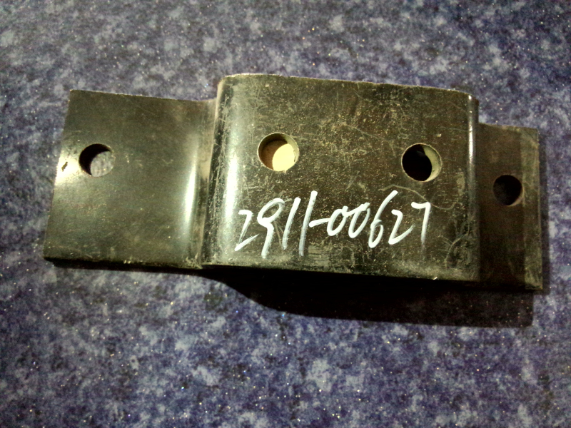 Suspension limit block bracket, bolted, rear suspension left, yes