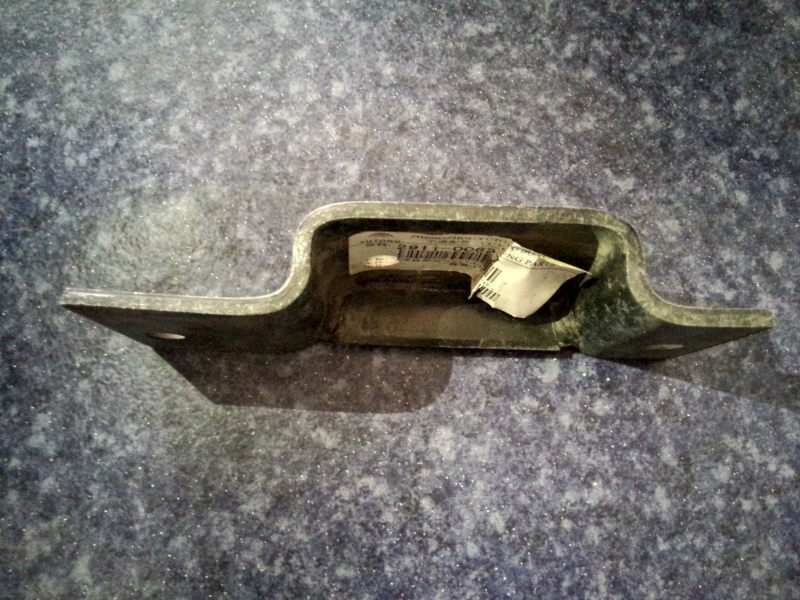 Suspension limit block bracket, bolted, rear suspension left, yes-1