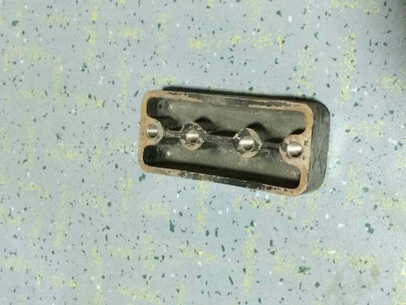 Опорная пластина ограничительного блока