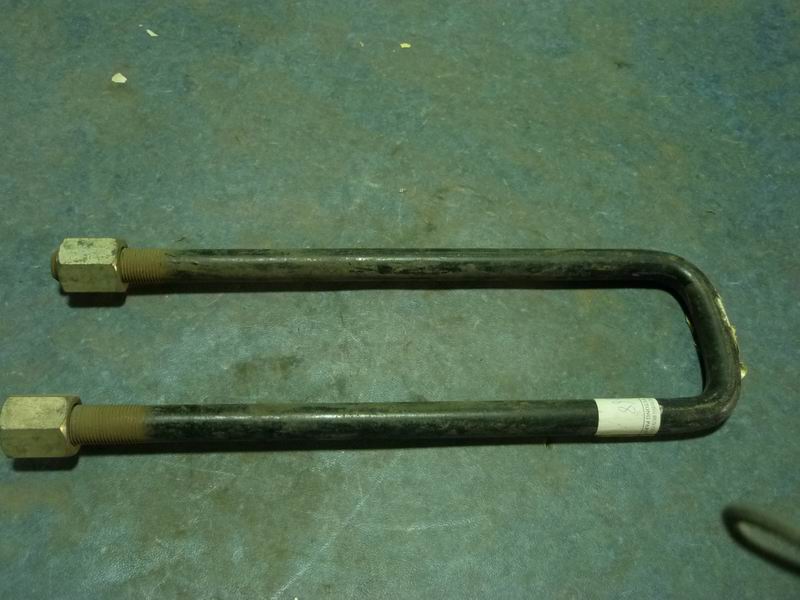 U-shaped bolts - rear suspension