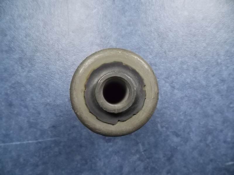 Rear leaf spring rear bushing-1