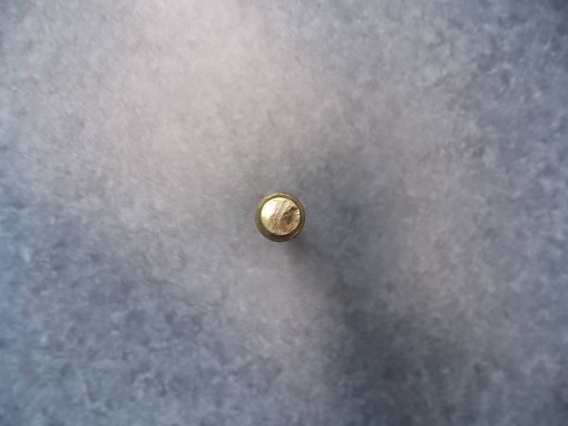 Center bolt-1