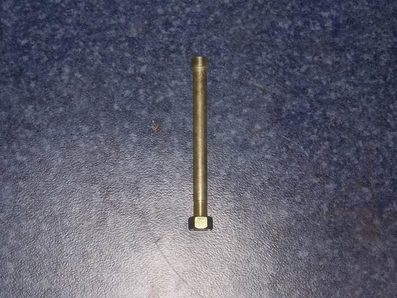 Rear steel plate center bolts and nuts-1