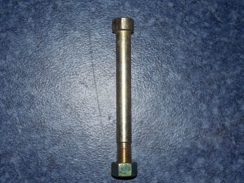 Center bolt nut