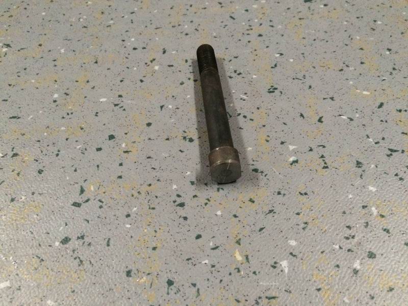 Center bolt-1
