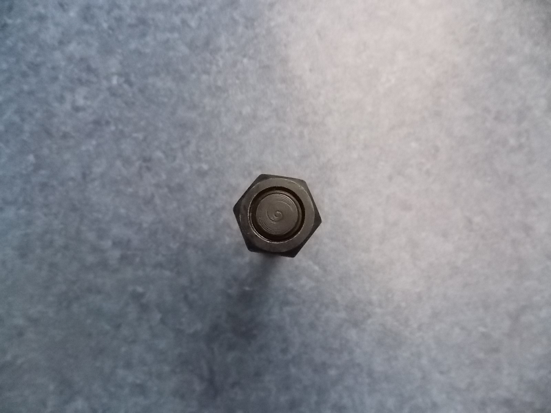 Center bolt-2